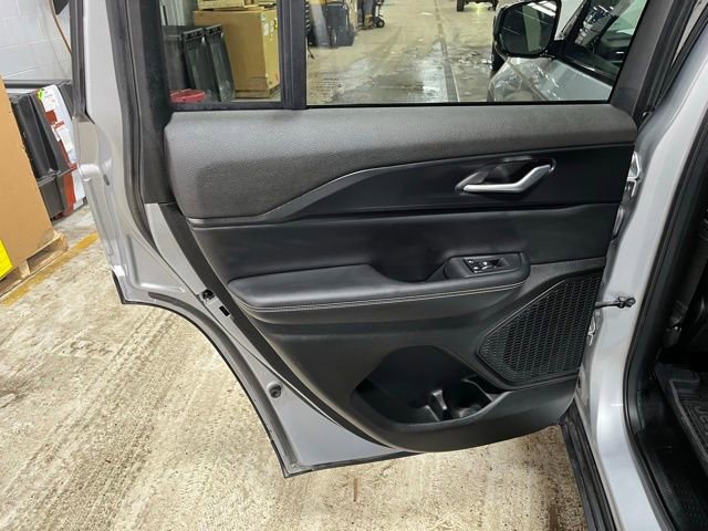 Used 2023 Jeep Grand Cherokee Altitude image 29