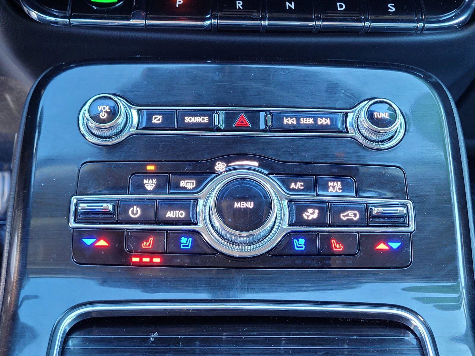 Used 2023 Lincoln Nautilus Reserve AWD/4WD image 26