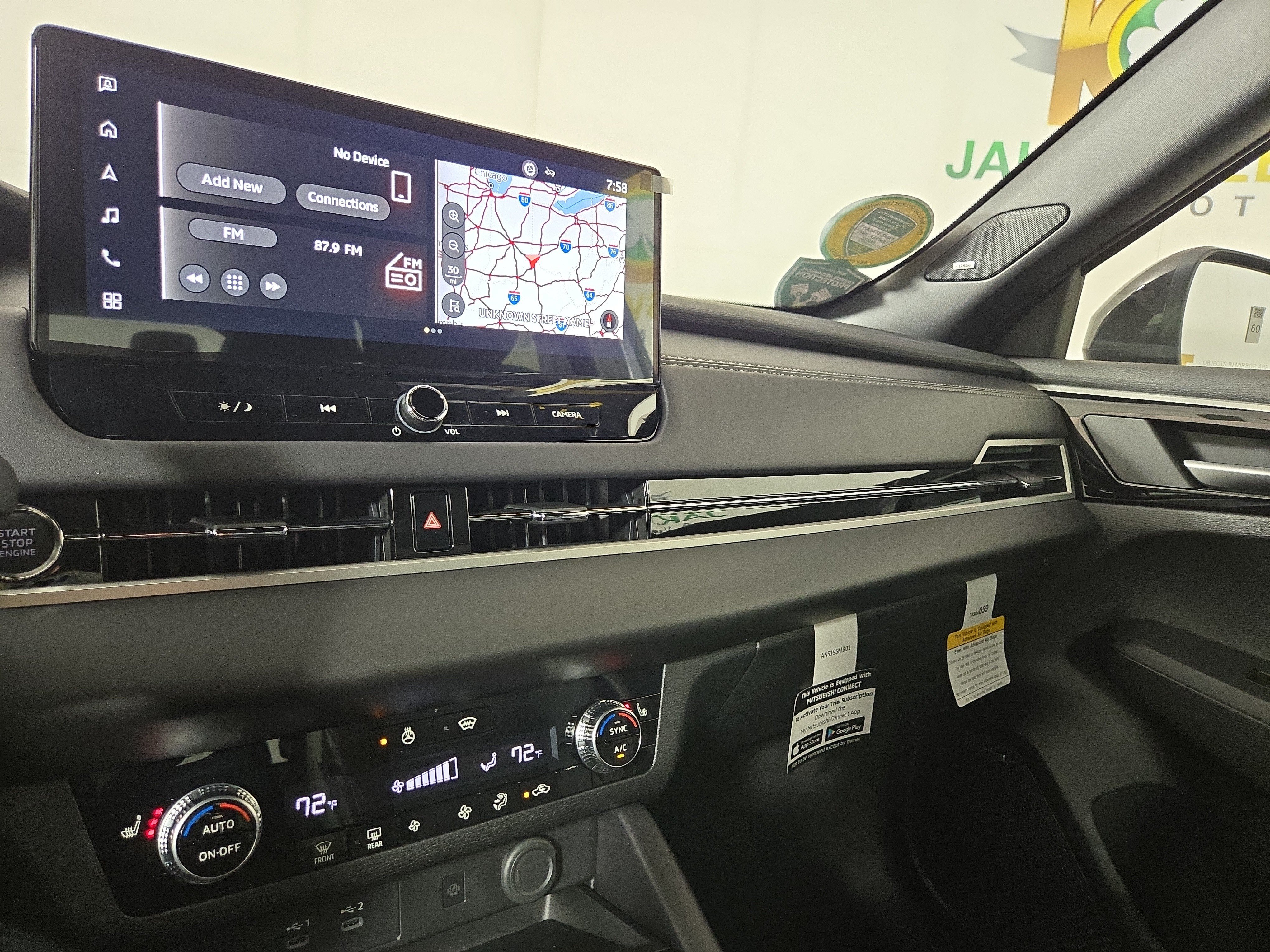New 2026 Mitsubishi Outlander LE AWD/4WD image 22
