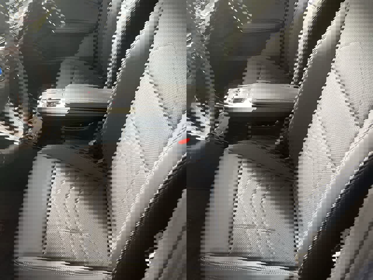 Certified 2023 BMW X1 xDrive28i w/ Convenience Package image 9