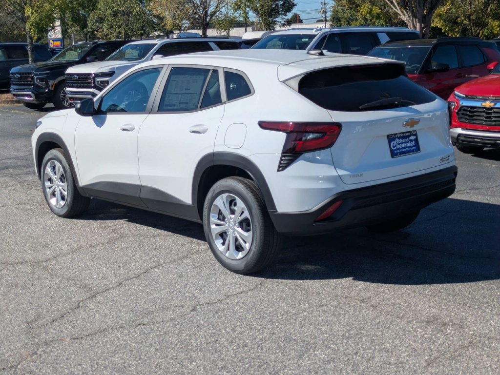 New 2026 Chevrolet Trax LS FWD image 6