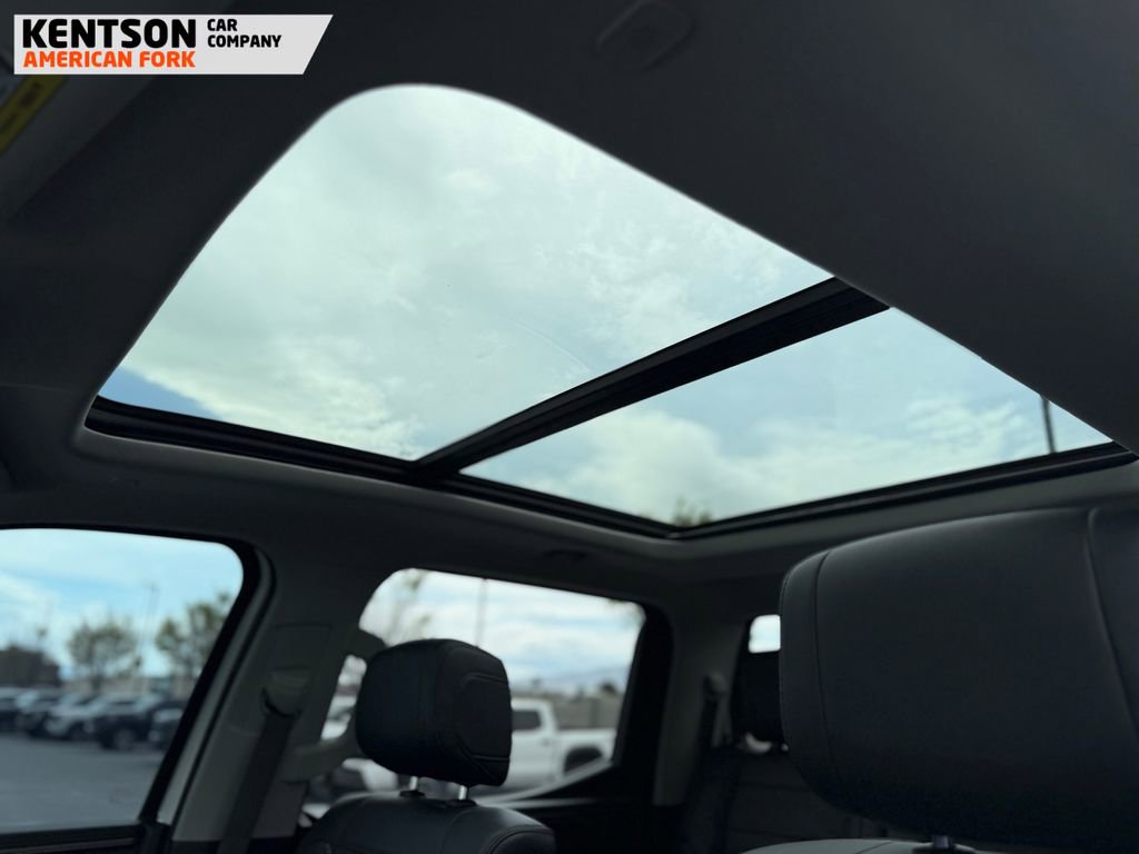 Used 2023 Toyota Tundra Limited w/ Power Package image 34