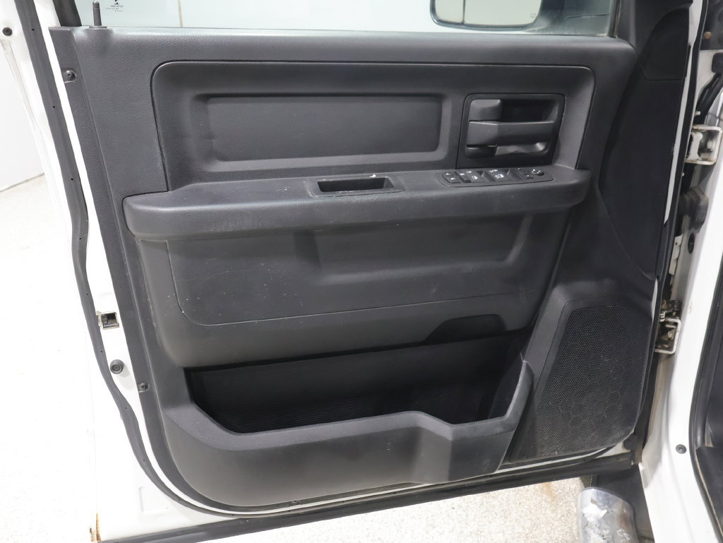Used 2014 RAM 1500 ST w/ SXT Appearance Group AWD/4WD image 20