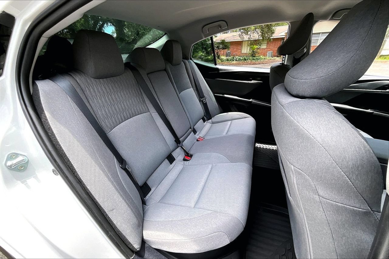 Used 2025 Toyota Camry LE FWD image 22