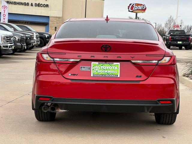 Used 2026 Toyota Camry SE w/ Convenience Package FWD image 4