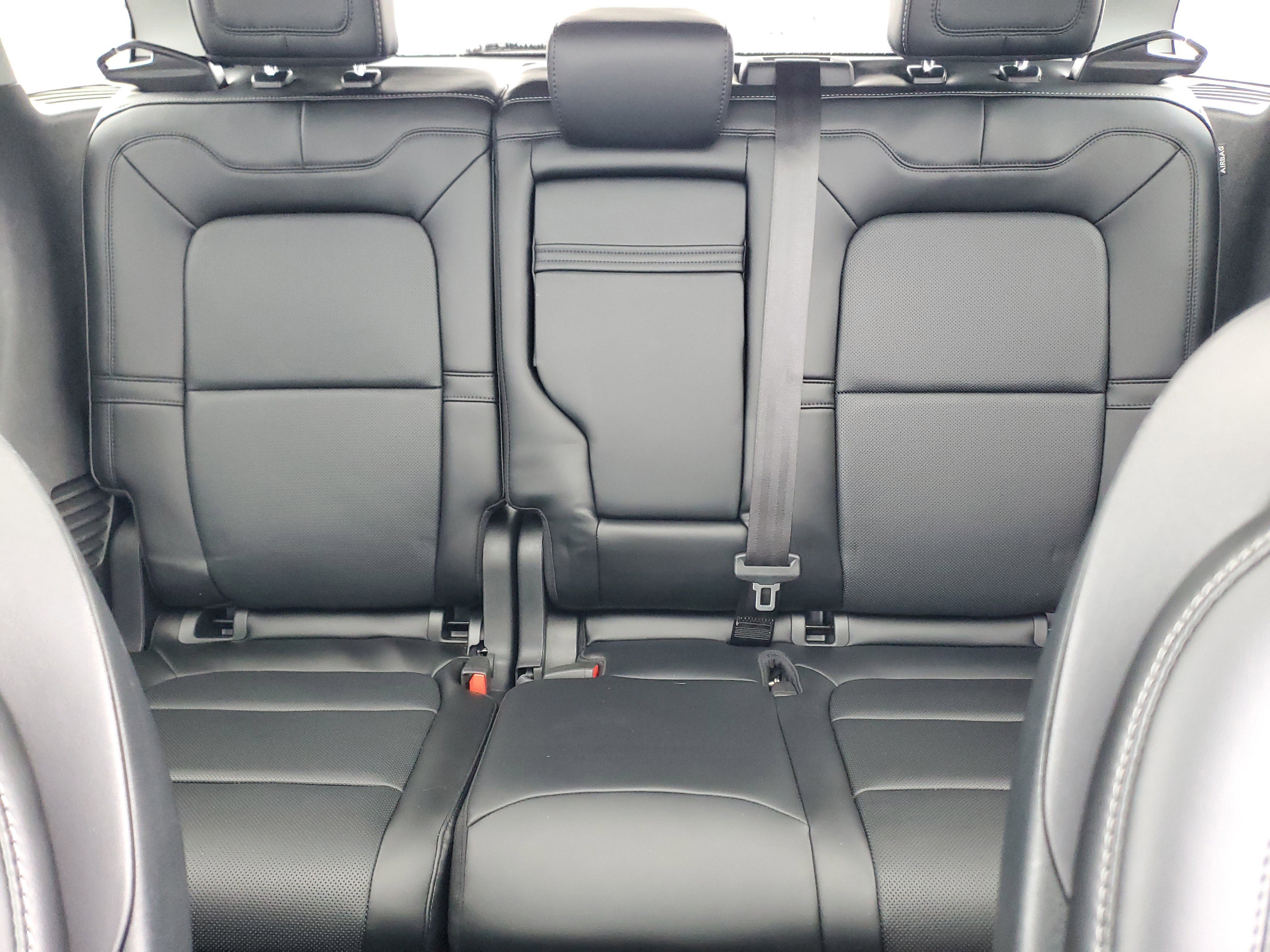 Certified 2022 Lincoln Corsair Reserve w/ Equipment Group 201A image 19