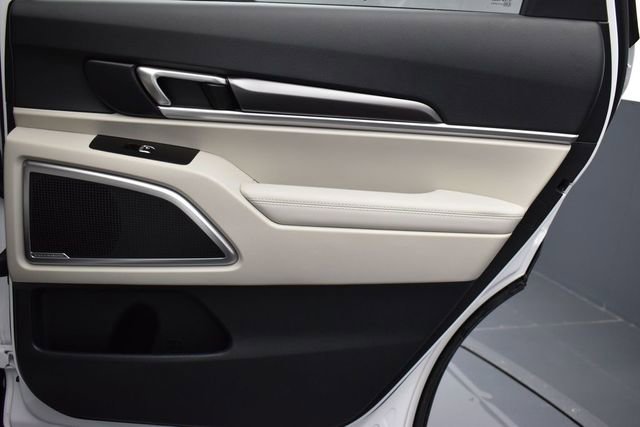 Certified 2025 Kia Telluride S FWD image 16