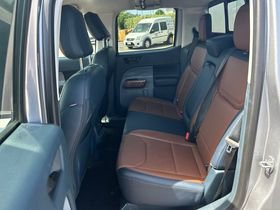 Used 2024 Ford Maverick Lariat FWD image 9