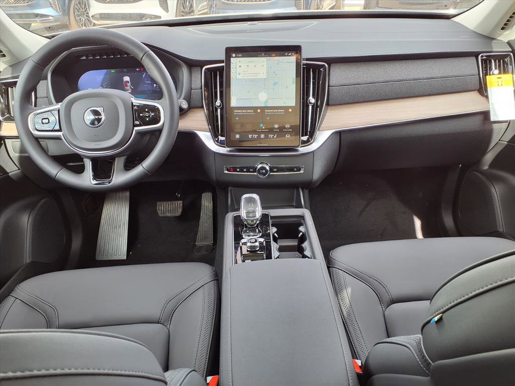 New 2026 Volvo XC90 B6 Plus w/ Protection Package Premier image 11