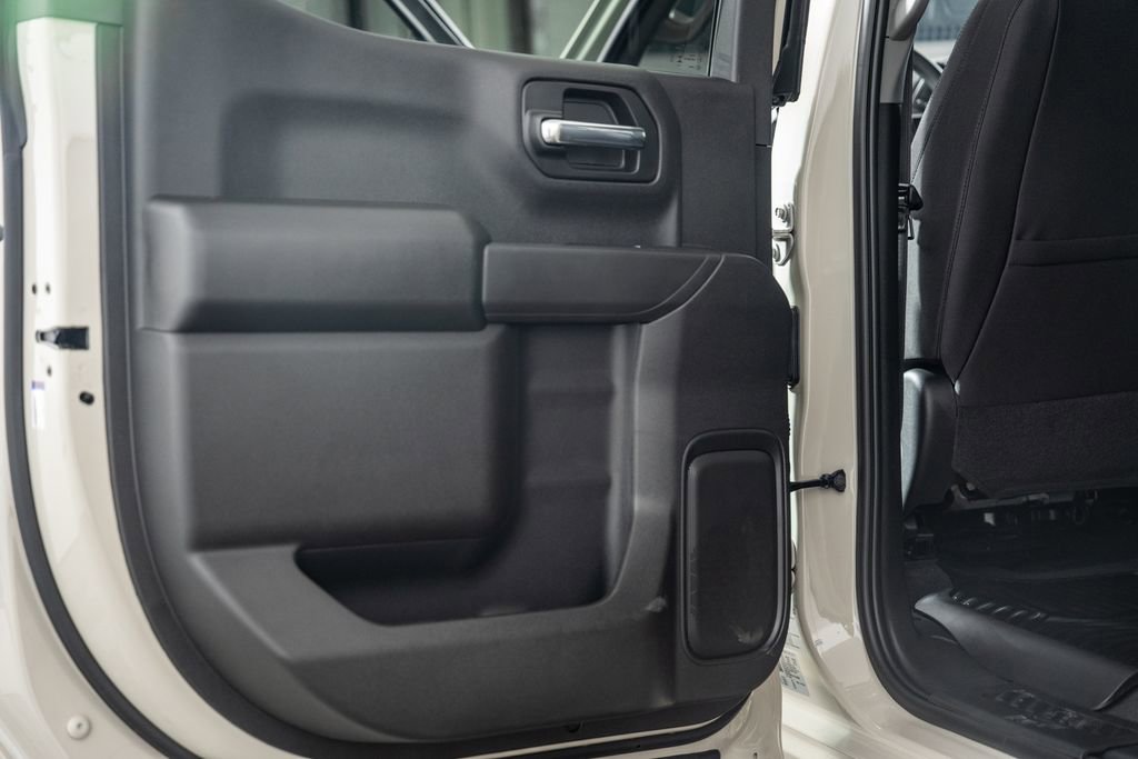 New 2026 Chevrolet Silverado 1500 Custom w/ Turbomax Blackout Package AWD/4WD image 39