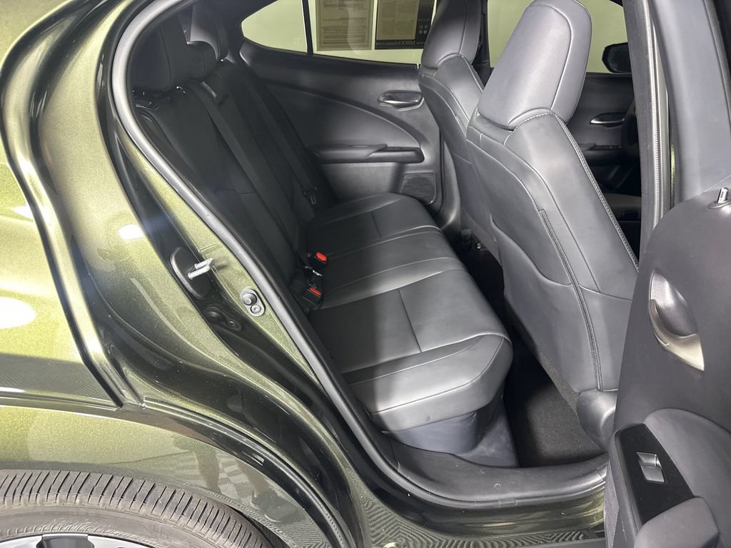 Used 2024 Lexus UX 250h AWD w/ Premium Package image 15