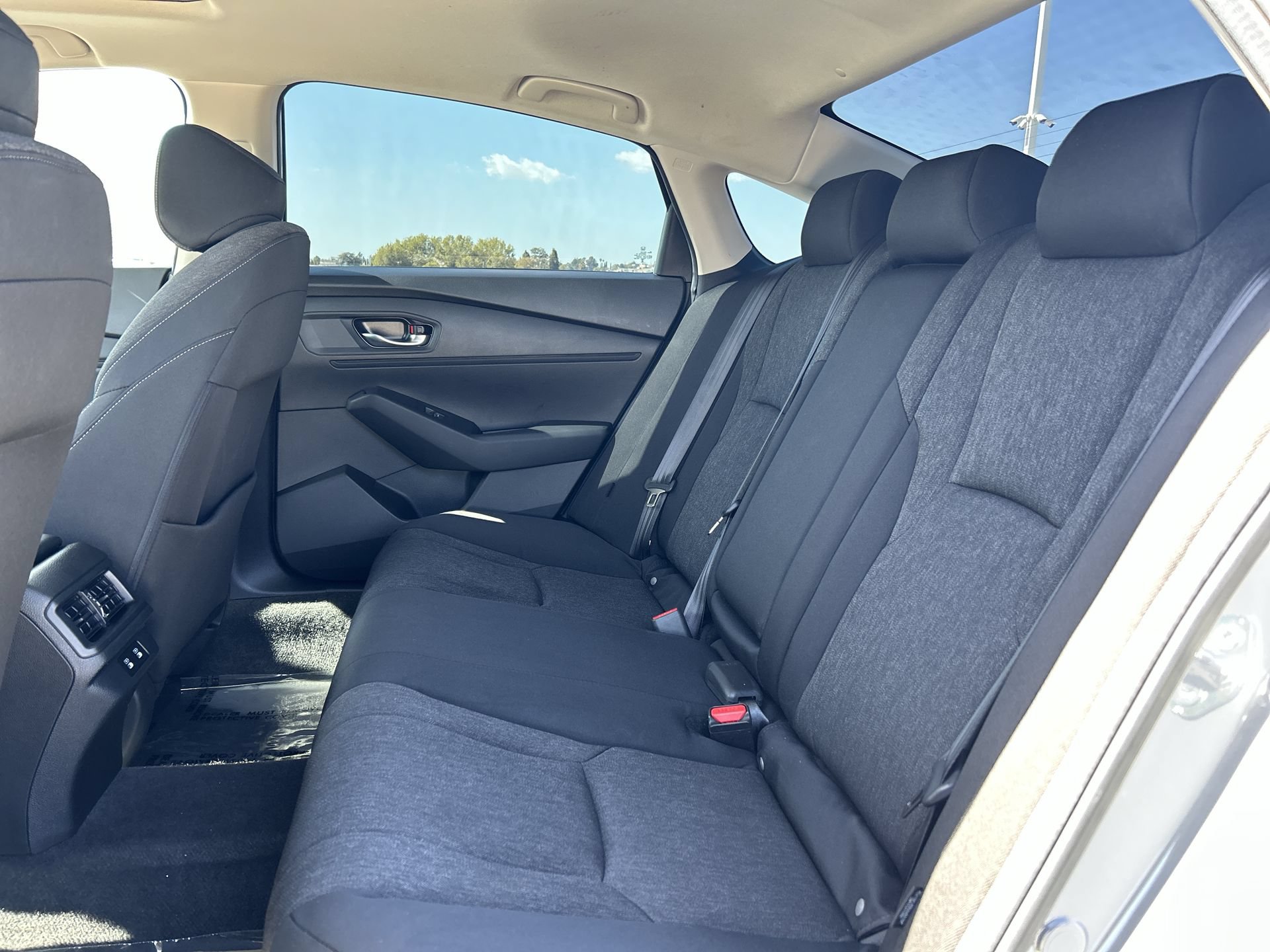 Certified 2025 Honda Accord SE image 25