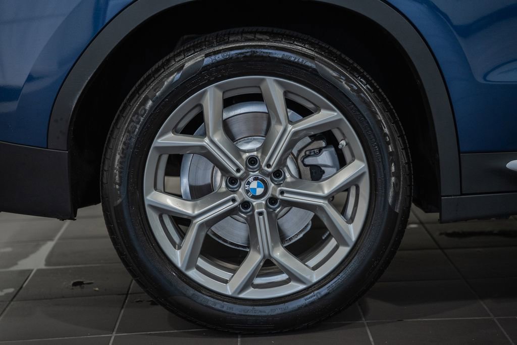 Used 2023 BMW X3 xDrive30i w/ Premium Package image 16