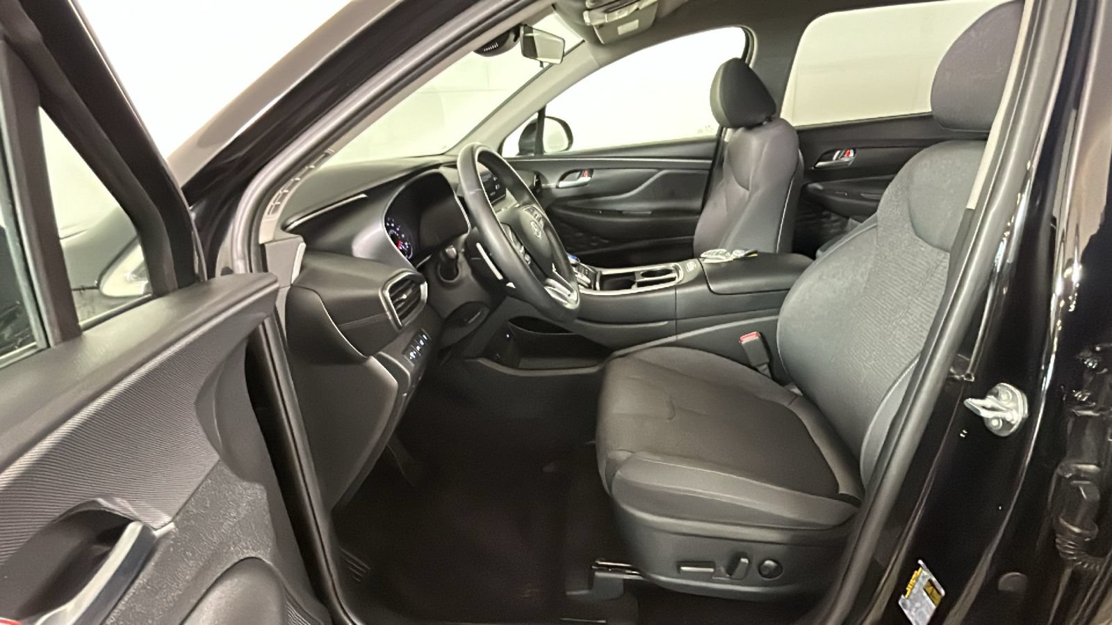Used 2023 Hyundai Santa Fe SEL AWD/4WD image 14