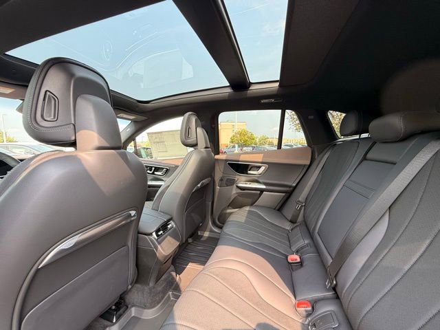 New 2026 Mercedes-Benz EQE 320 4MATIC SUV image 21