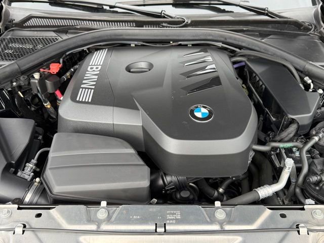 Used 2025 BMW 330i Sedan w/ Premium Package image 33