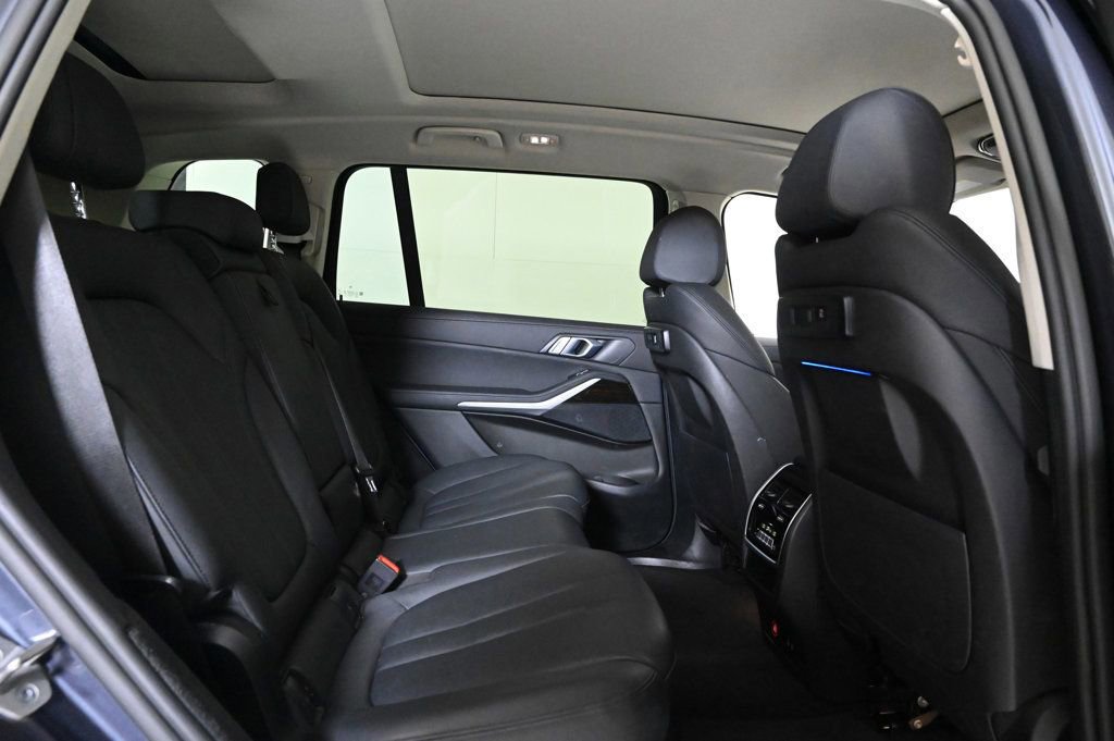 Used 2021 BMW X7 xDrive40i image 17