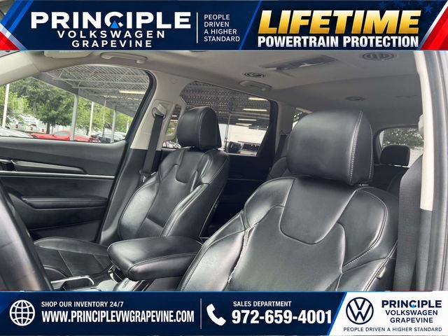 Used 2024 Kia Telluride S w/ S Sunroof Package FWD image 12