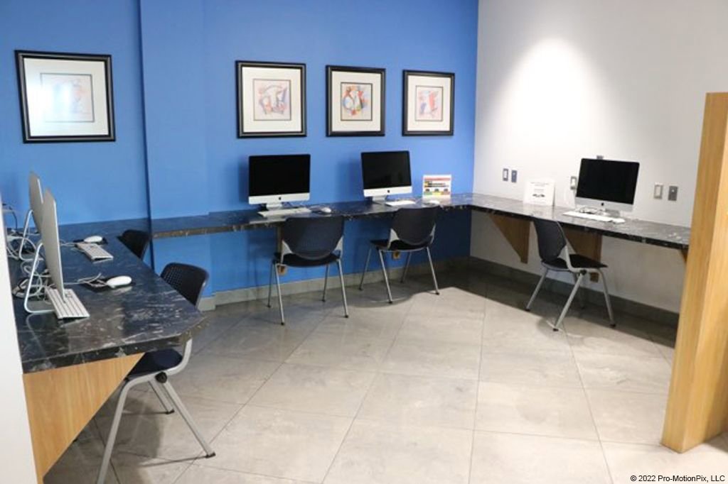 Used 2018 RAM 2500 Laramie image 40