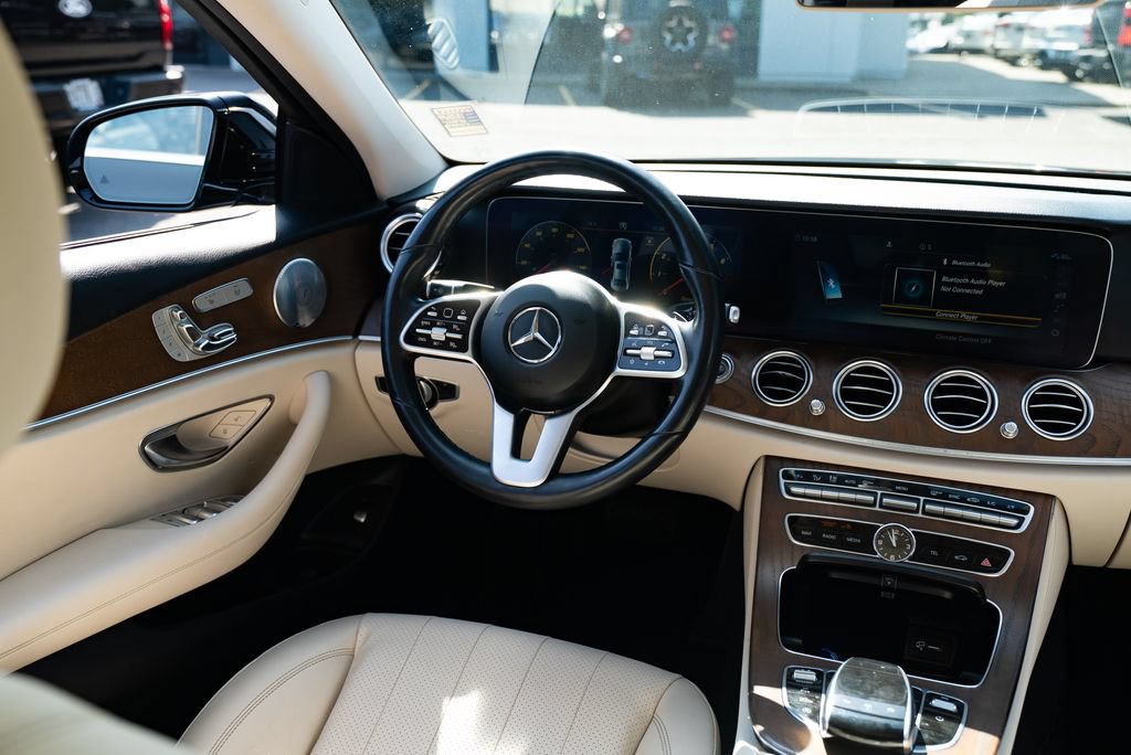 Used 2019 Mercedes-Benz E 300 image 9