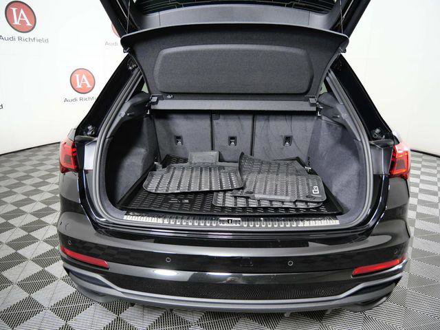 Used 2024 Audi Q3 2.0T Premium Plus image 10