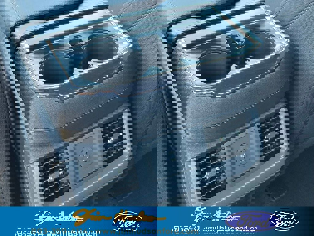 New 2025 Ford F150 XLT w/ Equipment Group 302A MID image 9