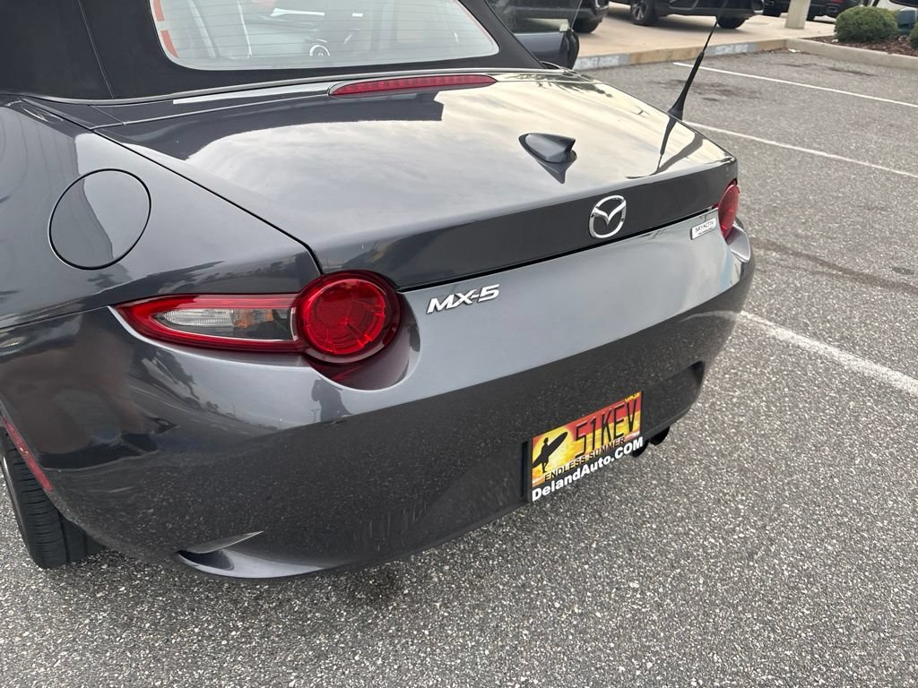 Used 2017 MAZDA MX-5 Miata Grand Touring RWD image 5