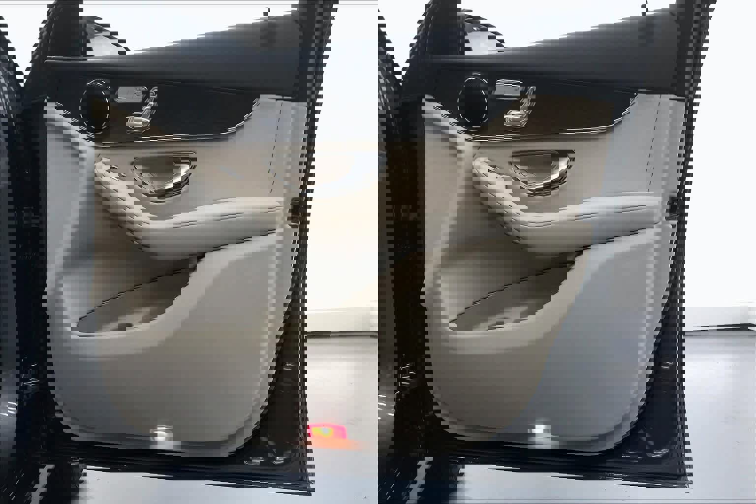 Used 2020 Mercedes-Benz GLC 300 GLC 300 image 29