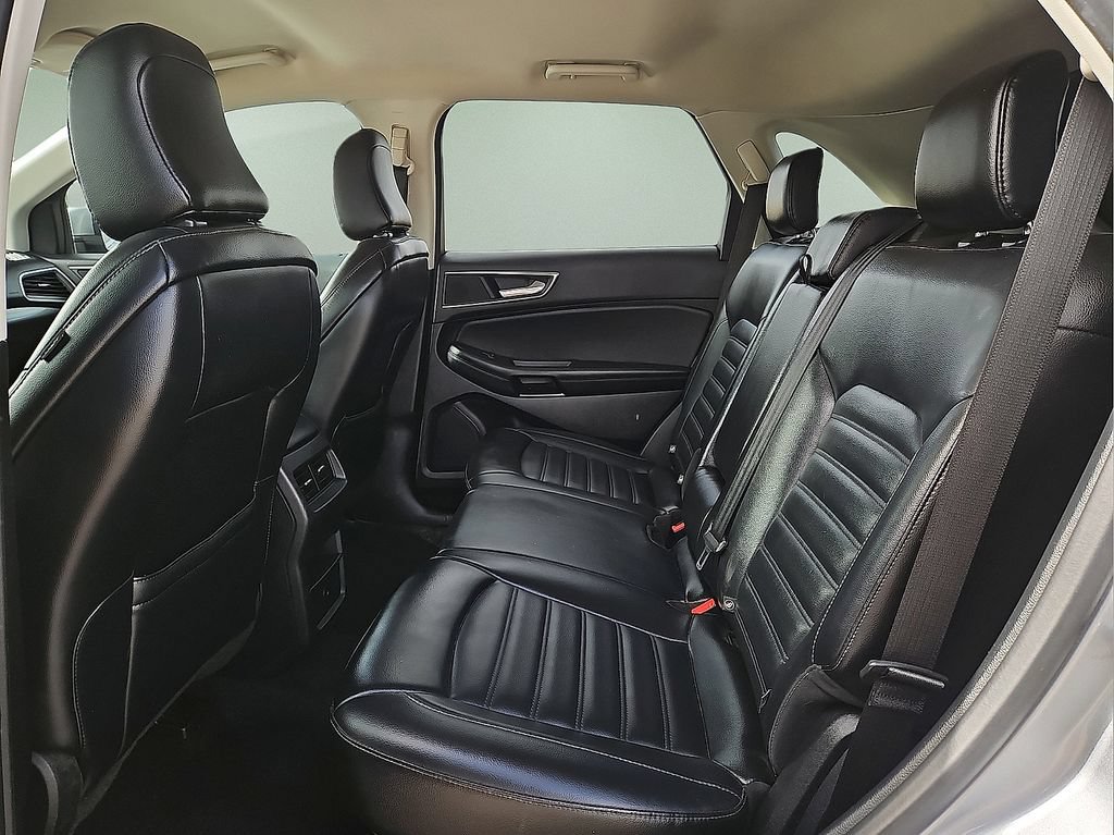 Used 2023 Ford Edge SEL AWD/4WD image 13