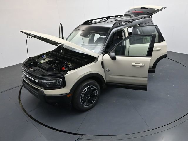 Used 2025 Ford Bronco Sport Outer Banks image 39