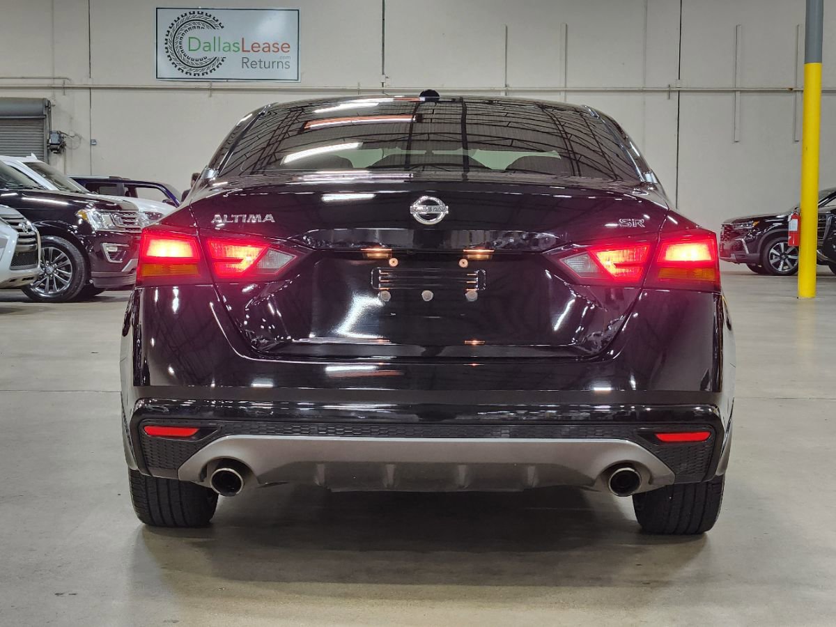 Used 2019 Nissan Altima 2.5 SR FWD image 10