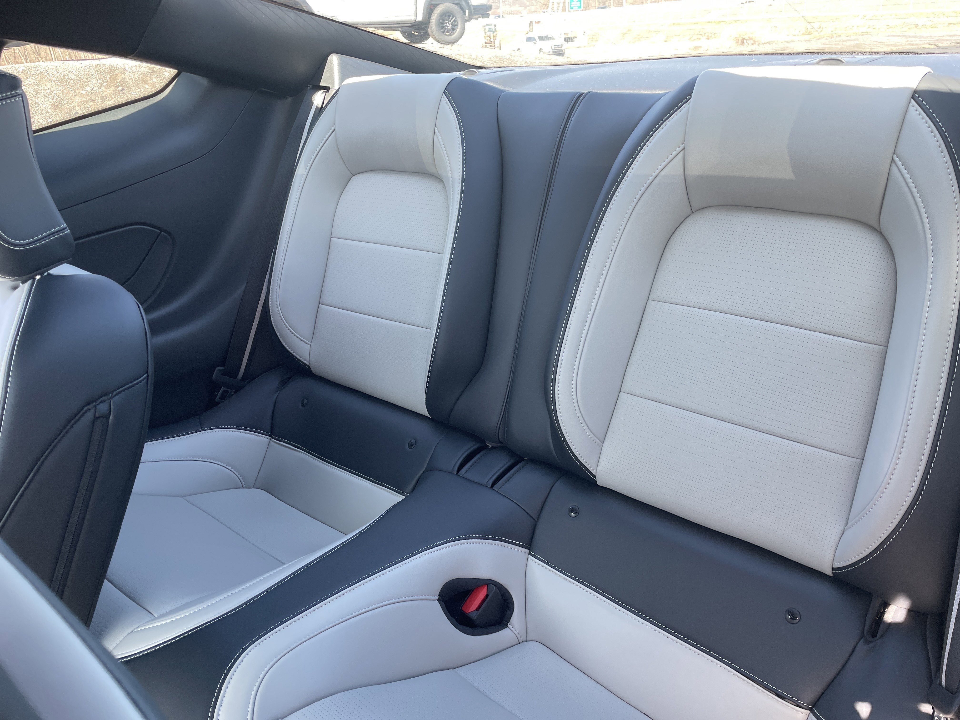 Used 2025 Ford Mustang Premium image 17