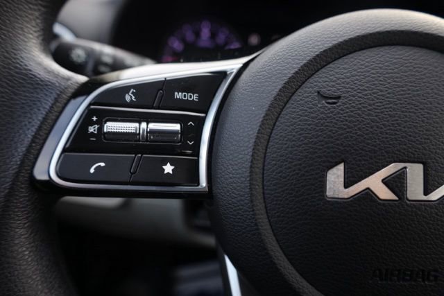 Certified 2023 Kia Forte LXS w/ LXS Technology Package image 21