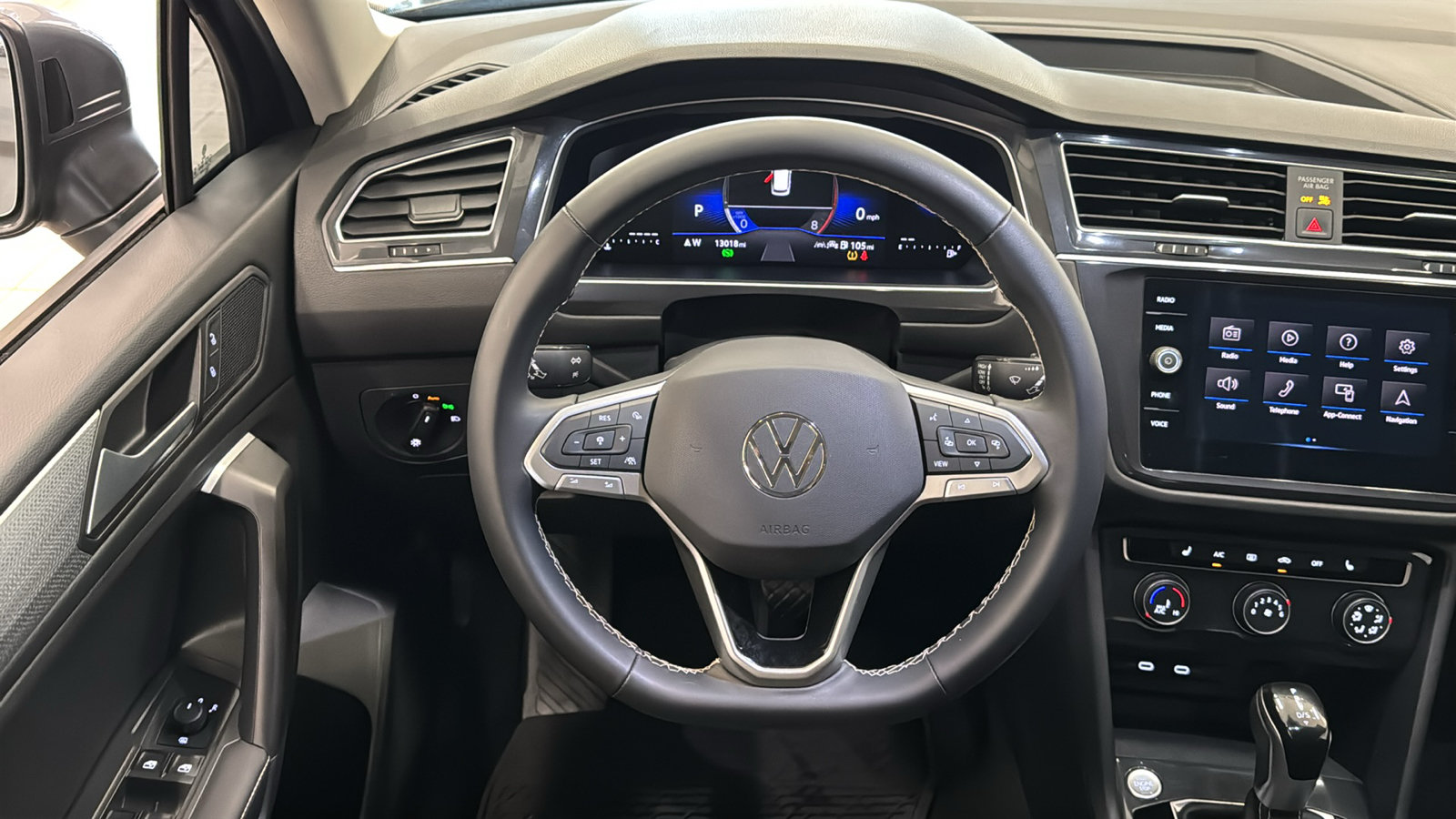Used 2024 Volkswagen Tiguan S AWD/4WD image 12