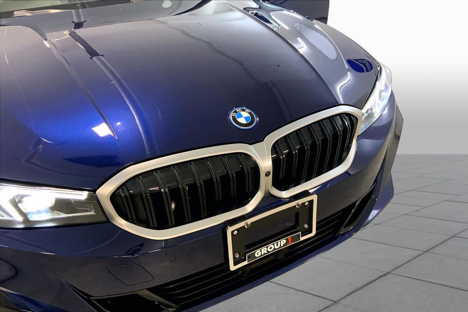 Certified 2023 BMW 330e xDrive w/ Premium Package AWD/4WD image 32