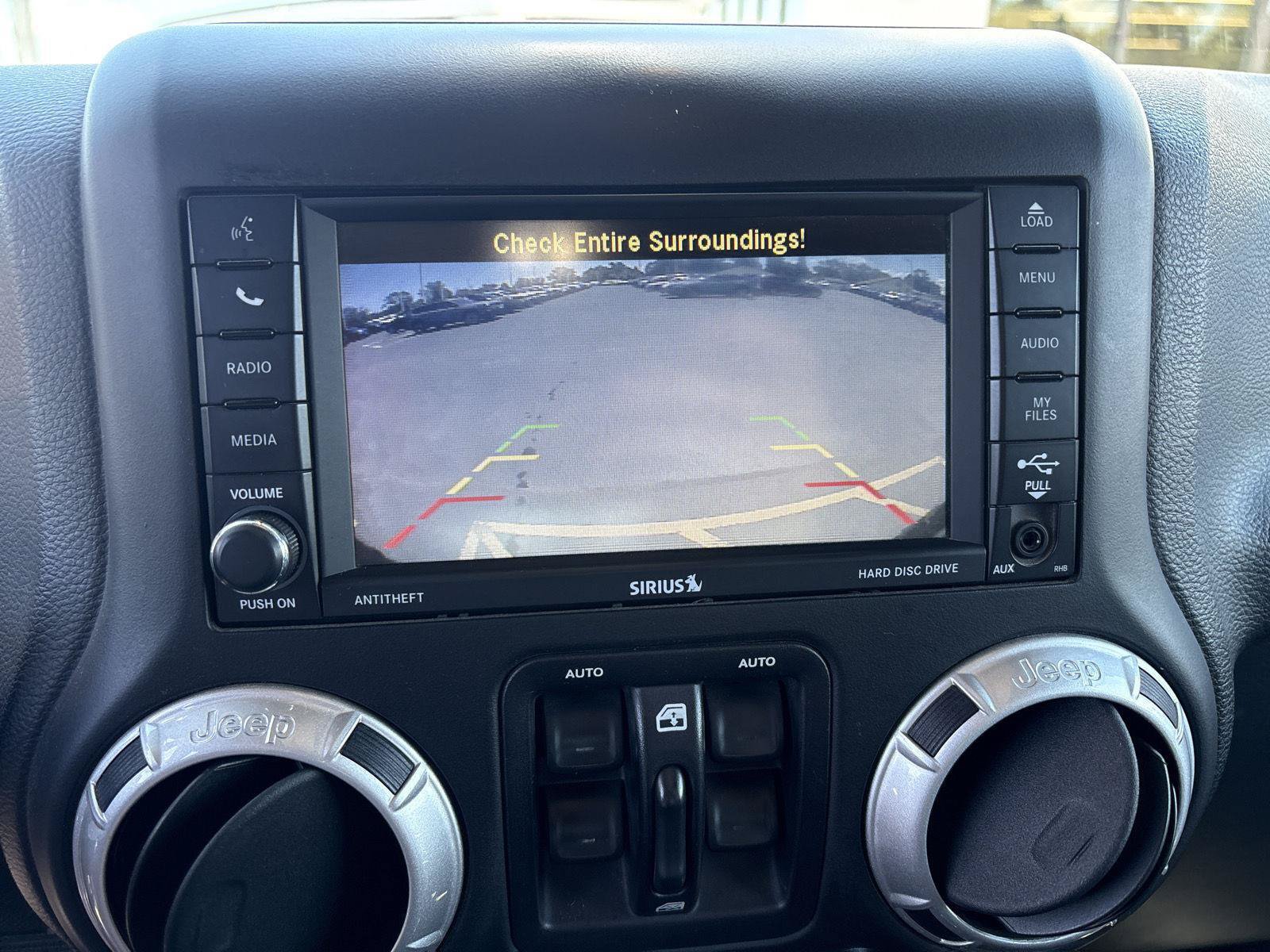 Used 2017 Jeep Wrangler Unlimited Rubicon AWD/4WD image 21