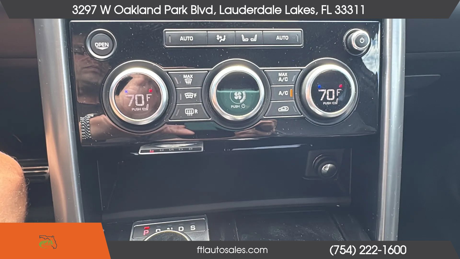 Used 2020 Land Rover Discovery HSE image 92