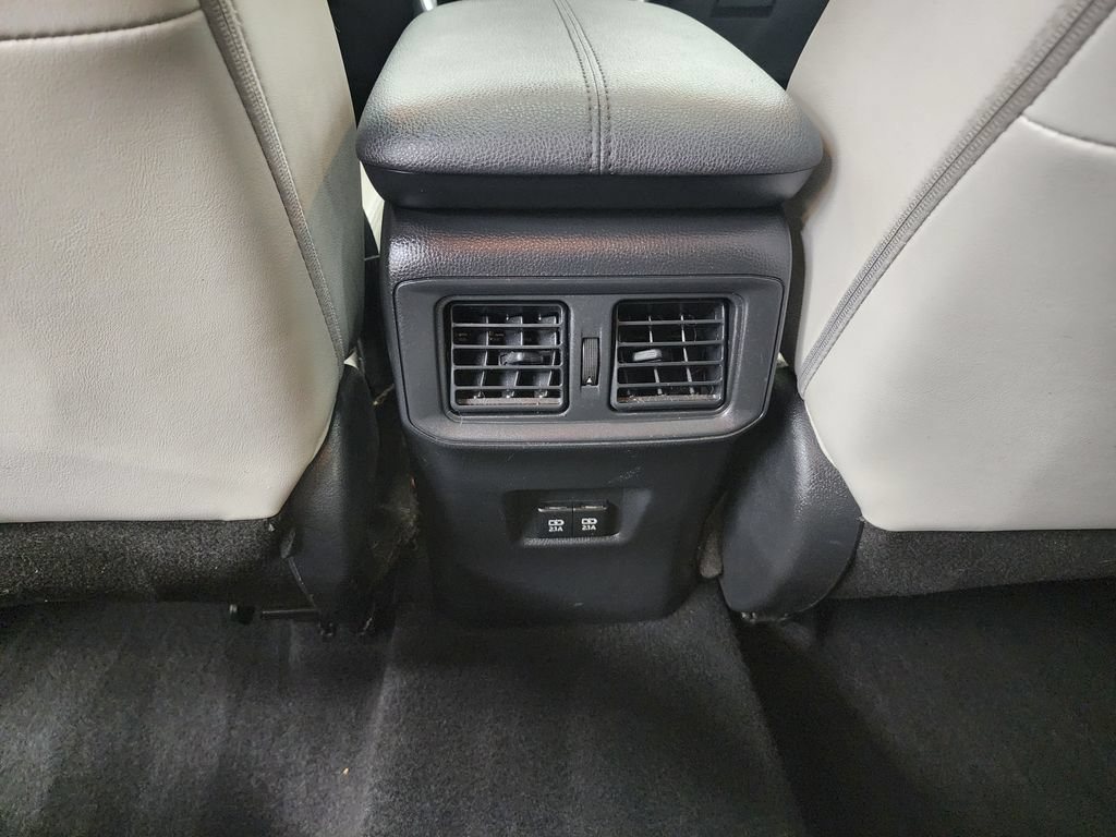 Used 2020 Toyota RAV4 XLE Premium AWD/4WD image 28