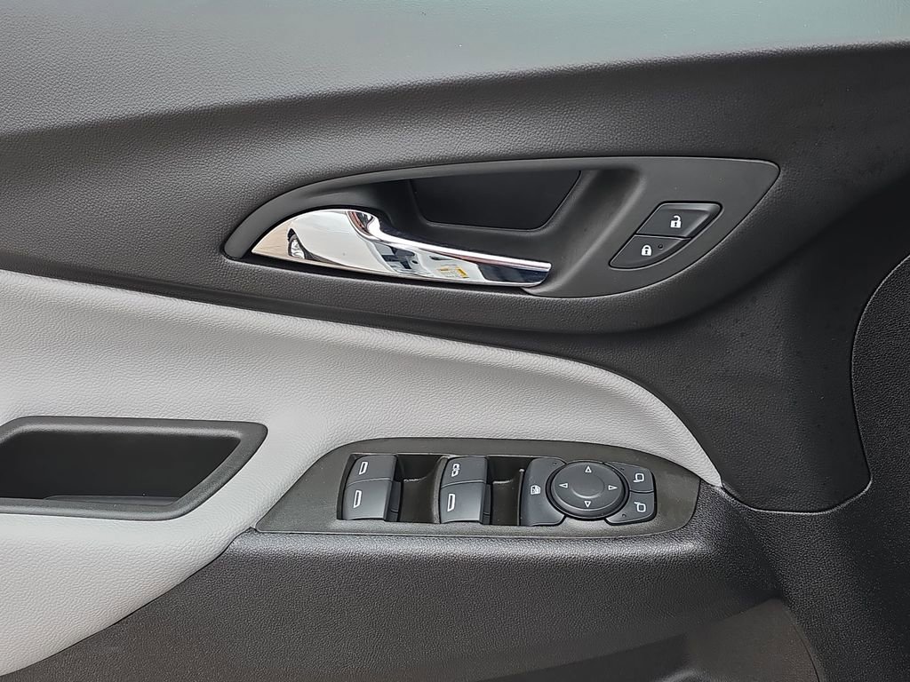 Certified 2024 Chevrolet Equinox LS image 28