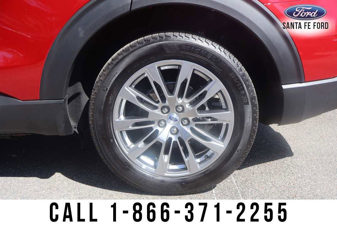 Used 2025 Ford Explorer Platinum image 5