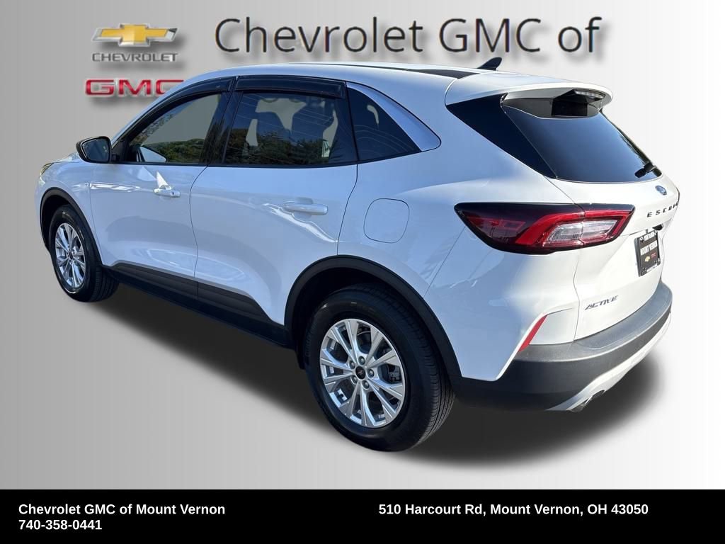 Used 2023 Ford Escape Active image 3