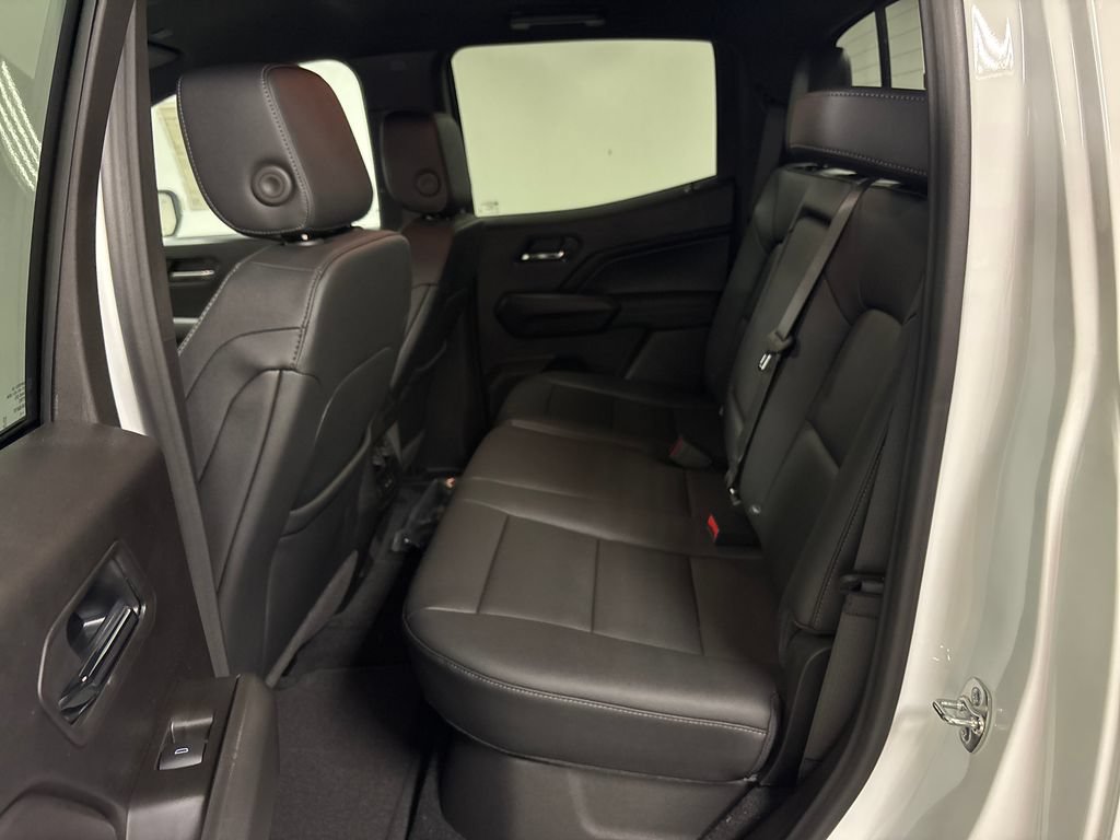 New 2026 GMC Canyon Elevation w/ Convenience Package RWD image 28