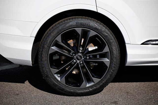 New 2026 Audi Q7 3.0T Premium Plus image 6