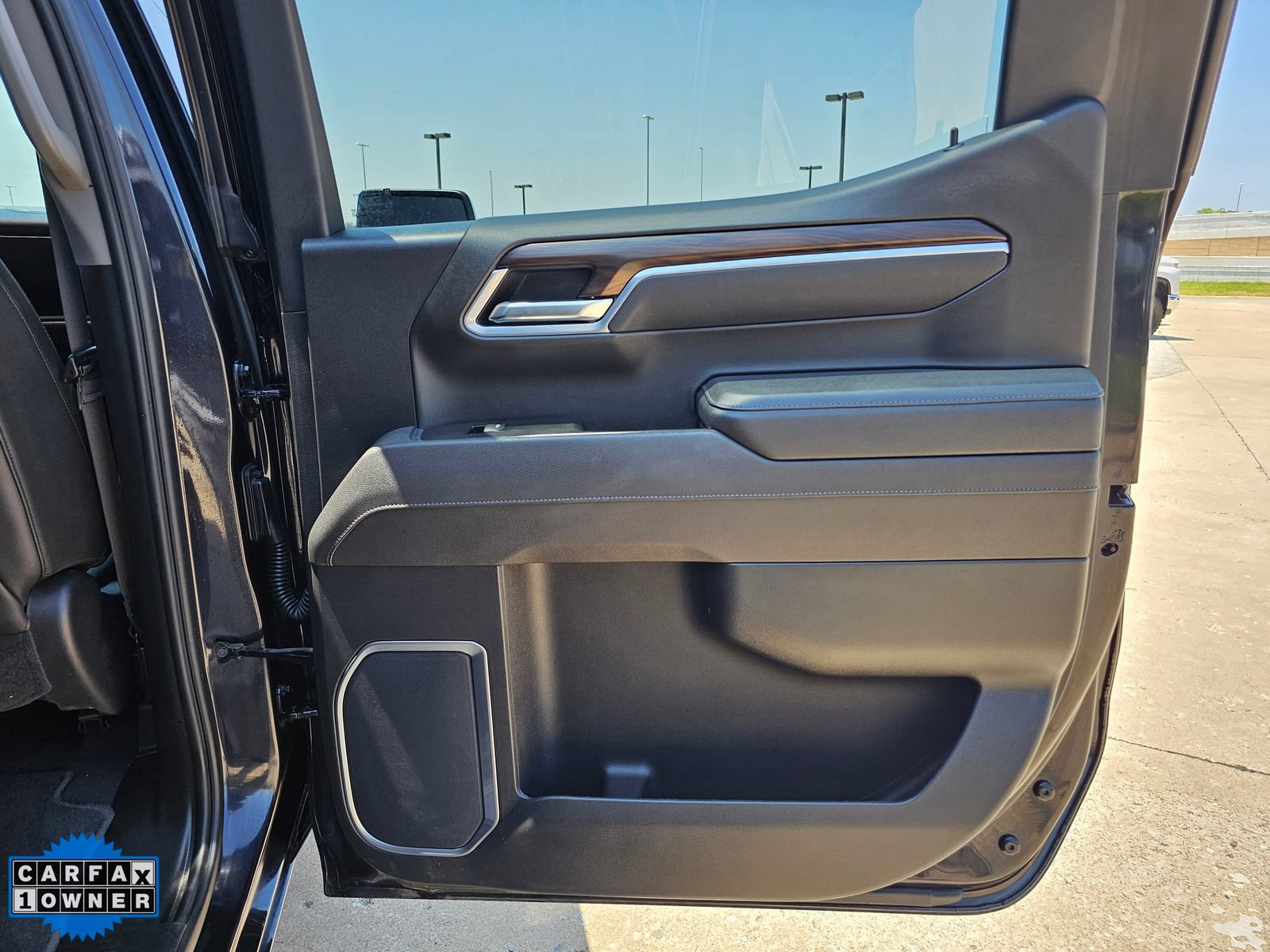 Used 2026 GMC Sierra 1500 SLT AWD/4WD image 33