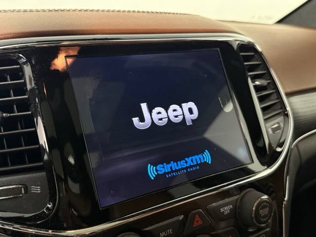 Used 2020 Jeep Grand Cherokee Summit AWD/4WD image 22