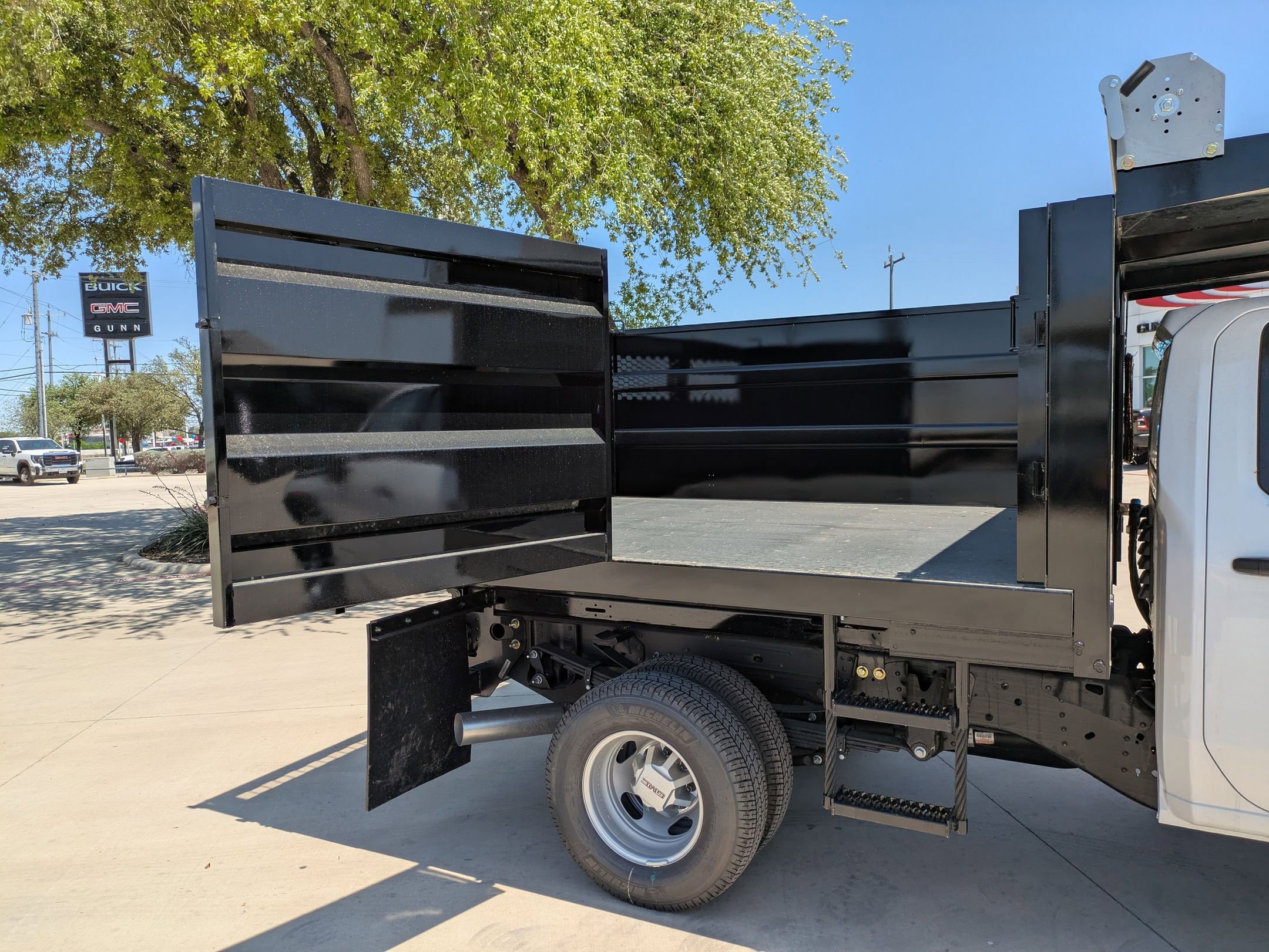 New 2025 GMC Sierra 3500 Pro w/ Convenience Package RWD image 35
