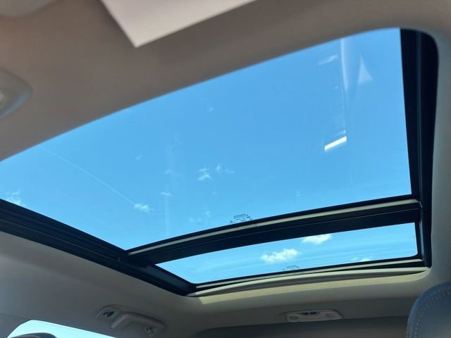 Used 2017 Volvo XC60 T6 Dynamic w/ Advanced Package image 20