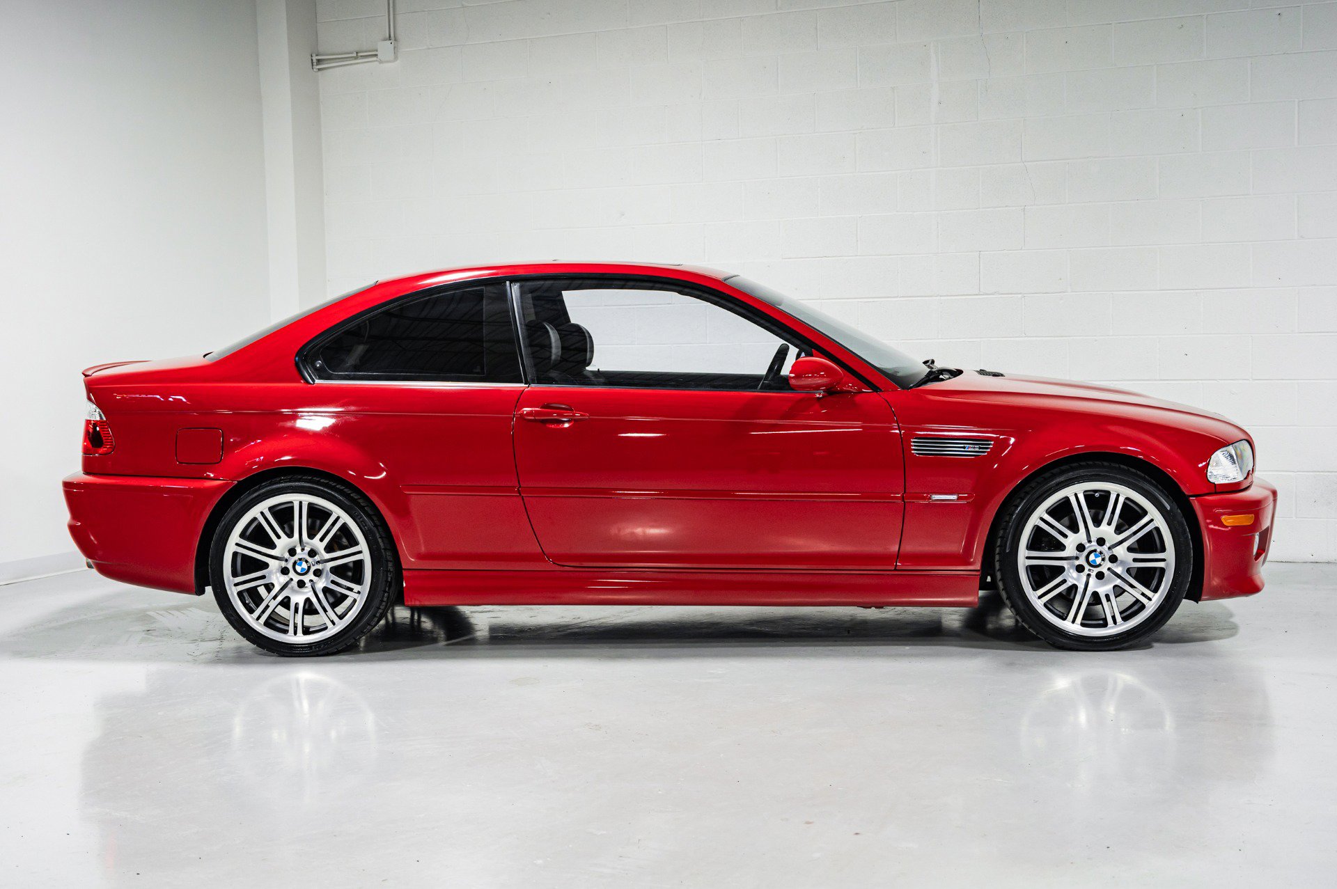 Used 2001 BMW M3 Coupe 6-Speed - Imola Red - Bi image 2