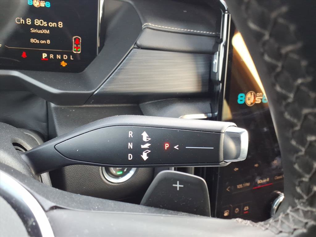 Used 2025 GMC Acadia Elevation image 23