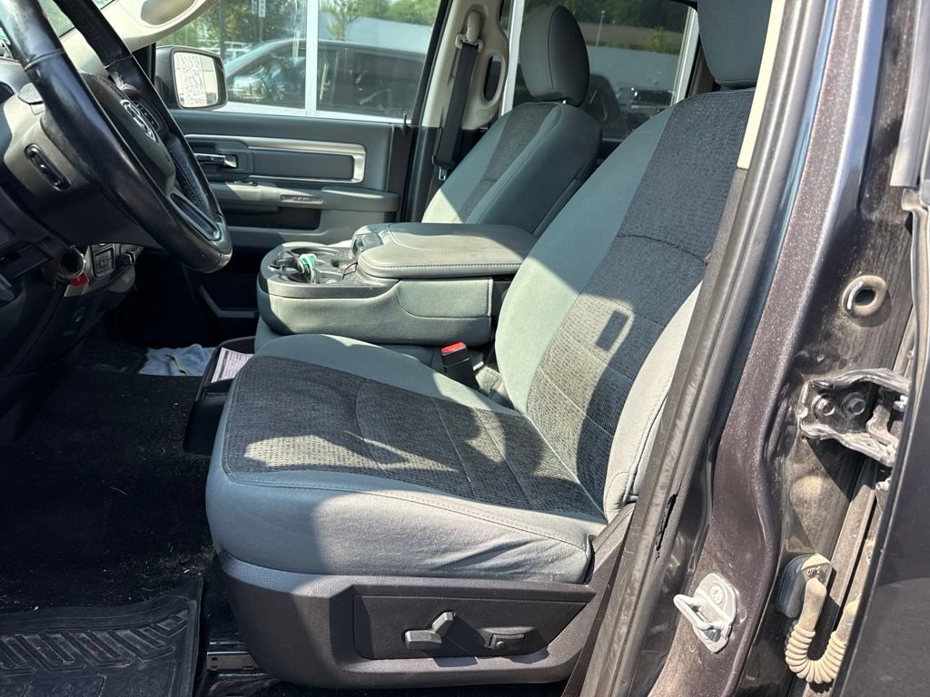 Used 2016 RAM 1500 Big Horn AWD/4WD image 10